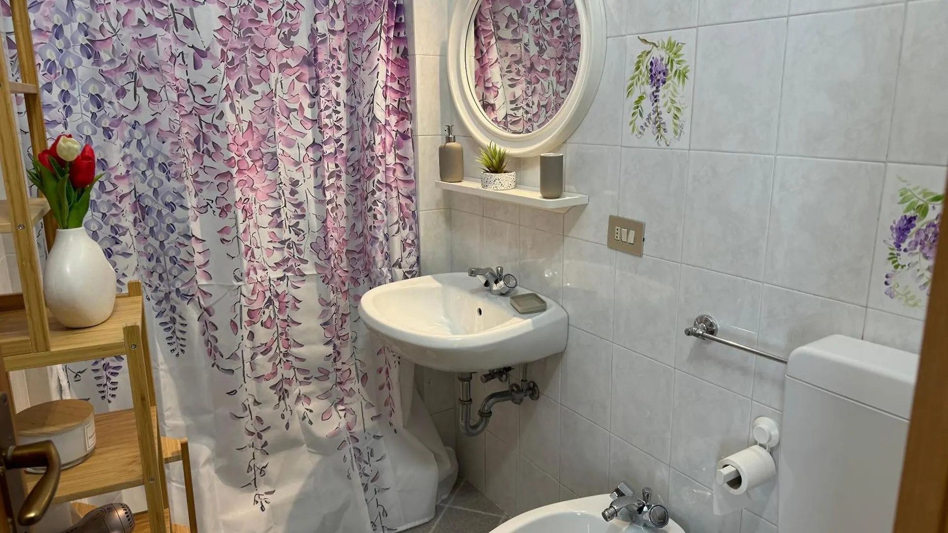 Apartment Ferienwohnung Wisteria Dreams Argegno